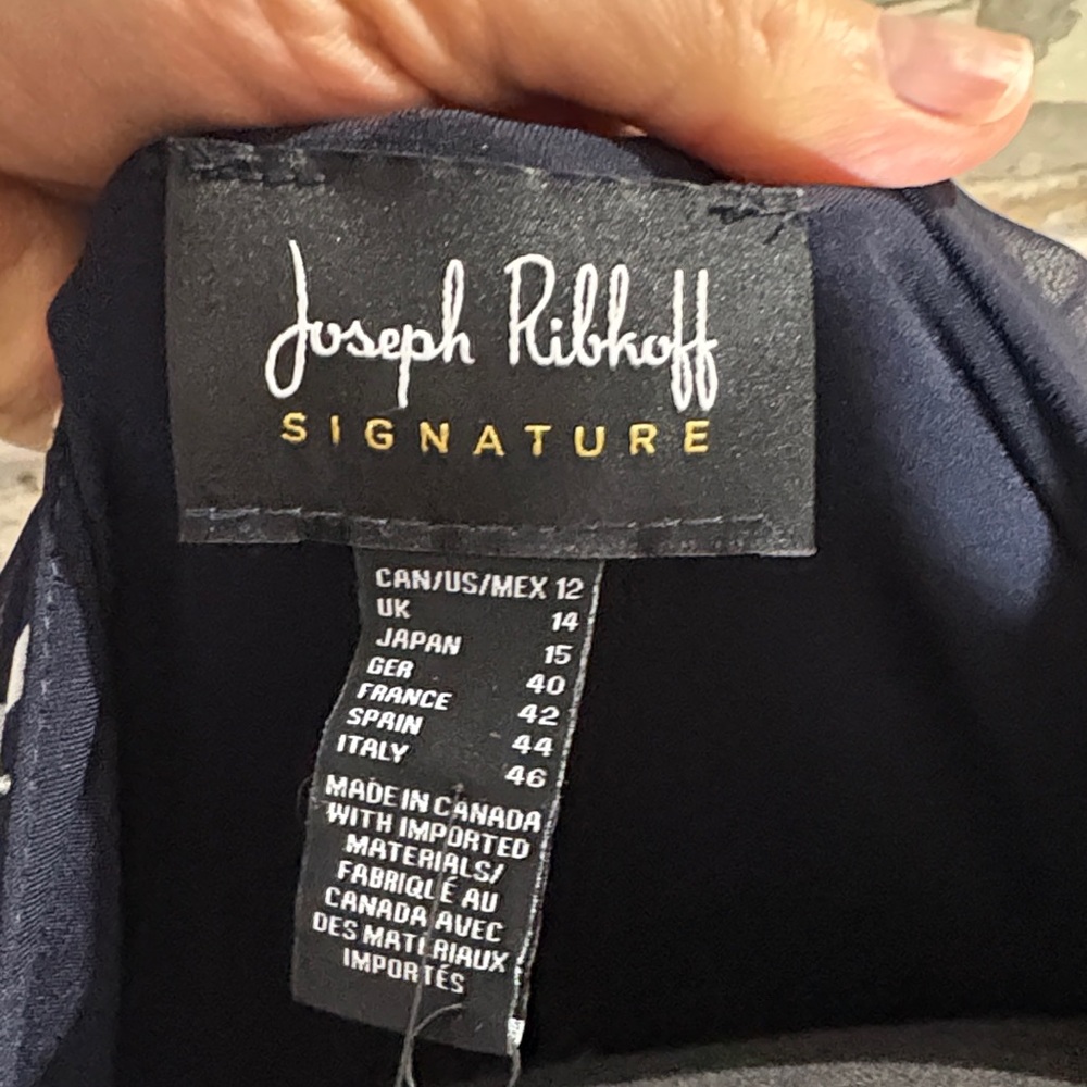 NWT Joseph Ribkoff Navy Blue and silver Rose Print Blouse - Picture 6 of 6